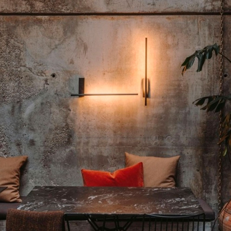 Tubs wall fixture negro