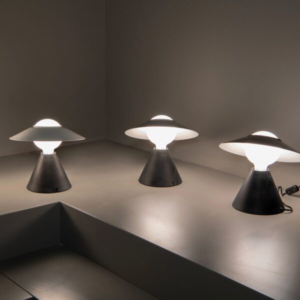Lámpara de sobremesa Fante negro Linea Light -2292
