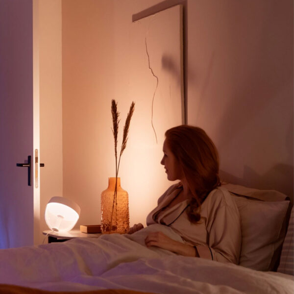 lampara-de-sobremesa-iris-led-blanco-philips-hue-foto-4